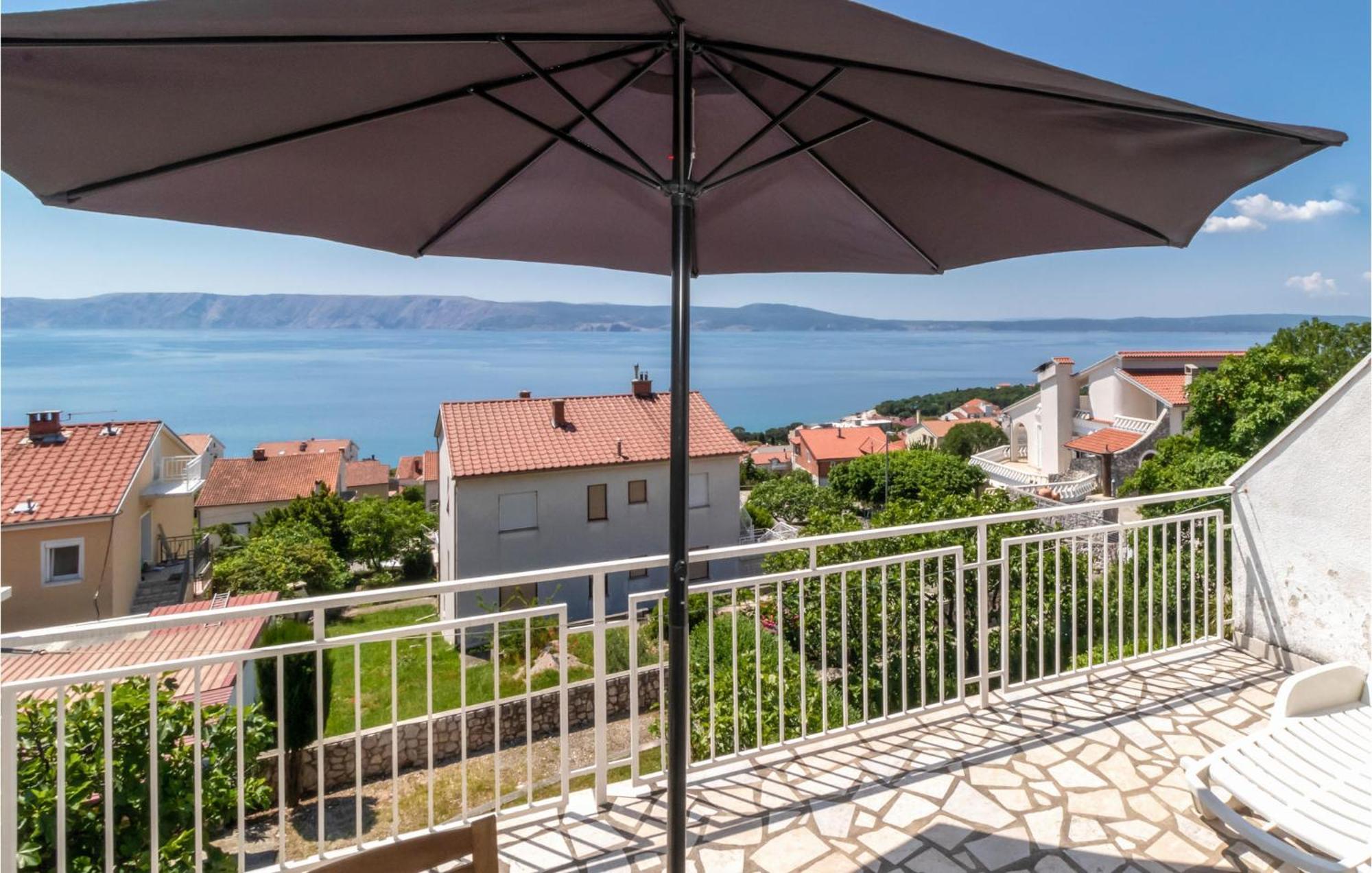 Lovely Apartment In Novi Vinodolski With Wifi Esterno foto